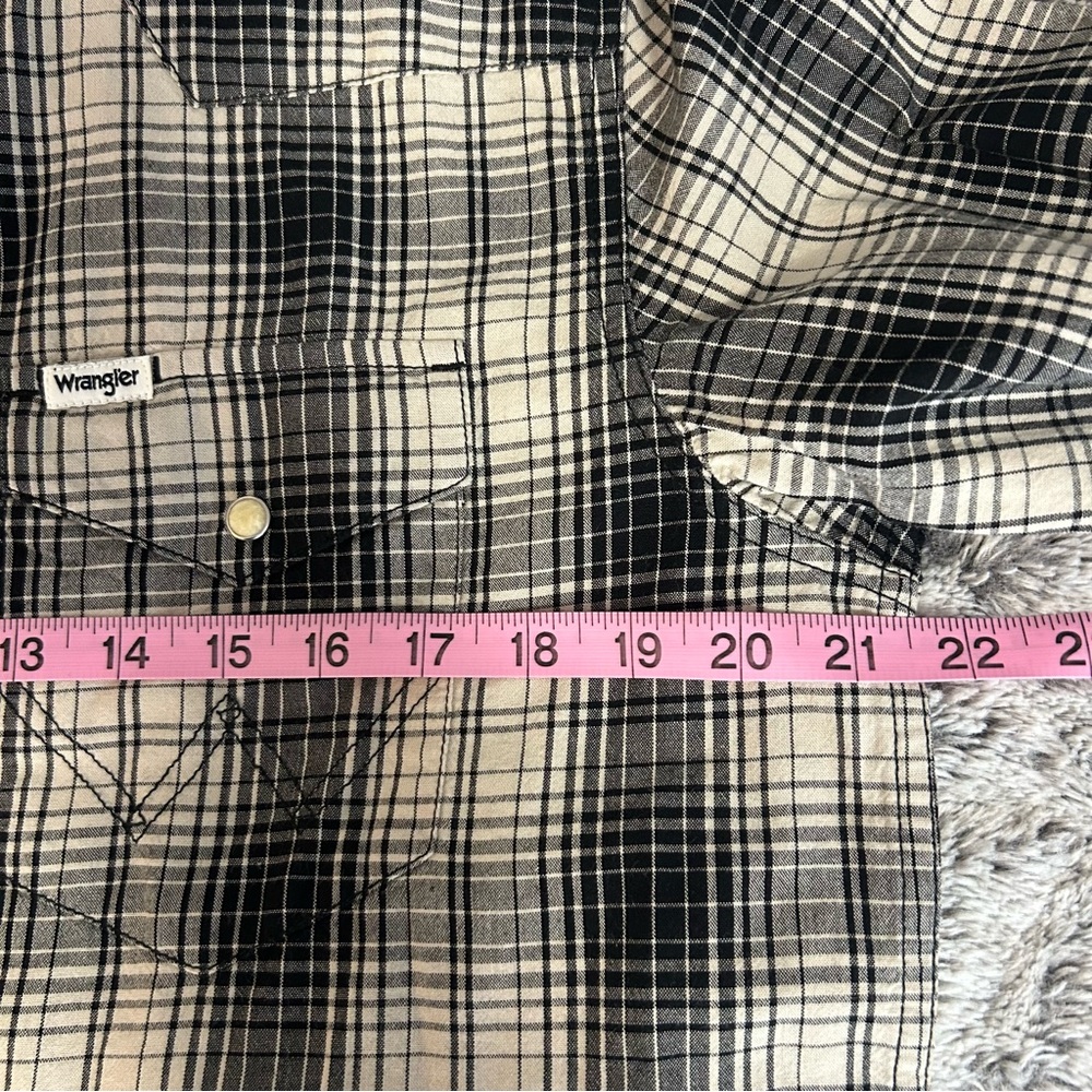 Wrangler Black & White Plaid Western Pearl Snap Shirt Men’s M Rodeo Cowboy Ranch - Picture 9 of 12